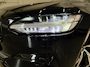 Volvo V90 T8 AWD Ultimate Dark Long Range 455PK PANO/B&W/TREKHAAK/NAPPA-LEER/VENTILATIE+MASSAGE/GOOGLE/HEAD-UP/360CAMERA/19"/CRYSTAL-POOK/ACC/PILOT-ASSIST/EL.A.KLEP/BLACK-OPTIC/NET GROTE OH BEURT GEHAD BIJ VOLVO DEALER