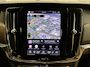 Volvo V90 T8 AWD Ultimate Dark Long Range 455PK PANO/B&W/TREKHAAK/NAPPA-LEER/VENTILATIE+MASSAGE/GOOGLE/HEAD-UP/360CAMERA/19"/CRYSTAL-POOK/ACC/PILOT-ASSIST/EL.A.KLEP/BLACK-OPTIC/NET GROTE OH BEURT GEHAD BIJ VOLVO DEALER