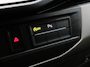 Volkswagen Transporter 2.0 TDi Automaat L2H1 30 DC Bulli | Adaptieve Cruise | CarPlay | Navigatie | Stoelverwarming | Camera | Trekhaak | 18 Inch | 82.207 Km !!