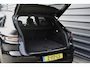 Porsche Cayenne 3.0 E-Hybrid SportDesign | Panorama | 22'' Wielen | Trekhaak | Sfeerverlichting | Luchtvering | Orig. NL |