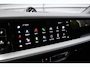 Porsche Cayenne 3.0 E-Hybrid SportDesign | Panorama | 22'' Wielen | Trekhaak | Sfeerverlichting | Luchtvering | Orig. NL |