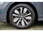 Volkswagen Golf Variant 1.5 eTSI 150pk DSG Life Edition | Trekhaak | 360 Camera | Dodehoek Detectie