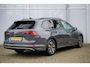 Volkswagen Golf Variant 1.5 eTSI 150pk DSG Life Edition | Trekhaak | 360 Camera | Dodehoek Detectie