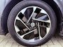 Volkswagen ID.3 Pro 58 kWh | stoelverwarming | Stuurverwarming | 360 Camera | Lichtmetalen velgen | Carplay | Climate control |