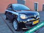 Renault Twingo 1.0 SCe Collection black en white