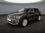 Volkswagen T-Roc 1.0 TSI 115pk Style · Panoramadak · Camera · Stoelverwarming · P-Sensoren · Apple/Android Car Play · Navigatie · 17'' Inch ·