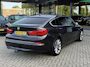 BMW 5-Serie GT Gran Turismo 520d Luxury Edition PANORAMADAK | HARMAN/KARDON | TREKHAAK | DODEHOEK DETECTIE | ACHTERUIT RIJ CAMERA | NAVIGATIE | BI-XENON KOPLAMPEN | STOEL VERWARMING |
