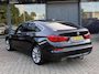 BMW 5-Serie GT Gran Turismo 520d Luxury Edition PANORAMADAK | HARMAN/KARDON | TREKHAAK | DODEHOEK DETECTIE | ACHTERUIT RIJ CAMERA | NAVIGATIE | BI-XENON KOPLAMPEN | STOEL VERWARMING |