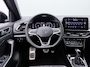 Volkswagen T-Roc 1.5 TSI R-Line Edition | Panodak | Camera | Side assist | ACC | Stoelverwarming |