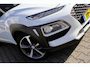 Hyundai Kona 1.6 T-GDI Premium 4WD Automaat | Trekhaak | Carplay | Leder | Stuur en stoelverwarming