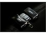 Land Rover Defender 5.0 P525 110 V8 GRIJS KENTEKEN!! PANORAMADAK + MERIDIAN SURROUND + MATRIX LED + BODYKIT + STOELVERWARMING&-KOELING + STUURVERWARMING + 360 CAMERA + KOELKAST + SPORTUITLAATSYSTEEM + NAPPALEER + ADAPT.CRUISE + PARKSENSOREN + 22" LM-VELGEN!!