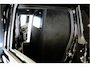 Land Rover Defender 5.0 P525 110 V8 GRIJS KENTEKEN!! PANORAMADAK + MERIDIAN SURROUND + MATRIX LED + BODYKIT + STOELVERWARMING&-KOELING + STUURVERWARMING + 360 CAMERA + KOELKAST + SPORTUITLAATSYSTEEM + NAPPALEER + ADAPT.CRUISE + PARKSENSOREN + 22" LM-VELGEN!!