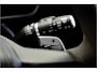 Land Rover Defender 5.0 P525 110 V8 GRIJS KENTEKEN!! PANORAMADAK + MERIDIAN SURROUND + MATRIX LED + BODYKIT + STOELVERWARMING&-KOELING + STUURVERWARMING + 360 CAMERA + KOELKAST + SPORTUITLAATSYSTEEM + NAPPALEER + ADAPT.CRUISE + PARKSENSOREN + 22" LM-VELGEN!!