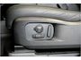 Land Rover Defender 5.0 P525 110 V8 GRIJS KENTEKEN!! PANORAMADAK + MERIDIAN SURROUND + MATRIX LED + BODYKIT + STOELVERWARMING&-KOELING + STUURVERWARMING + 360 CAMERA + KOELKAST + SPORTUITLAATSYSTEEM + NAPPALEER + ADAPT.CRUISE + PARKSENSOREN + 22" LM-VELGEN!!