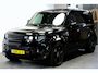 Land Rover Defender 5.0 P525 110 V8 GRIJS KENTEKEN!! PANORAMADAK + MERIDIAN SURROUND + MATRIX LED + BODYKIT + STOELVERWARMING&-KOELING + STUURVERWARMING + 360 CAMERA + KOELKAST + SPORTUITLAATSYSTEEM + NAPPALEER + ADAPT.CRUISE + PARKSENSOREN + 22" LM-VELGEN!!