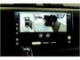 Land Rover Defender 5.0 P525 110 V8 GRIJS KENTEKEN!! PANORAMADAK + MERIDIAN SURROUND + MATRIX LED + BODYKIT + STOELVERWARMING&-KOELING + STUURVERWARMING + 360 CAMERA + KOELKAST + SPORTUITLAATSYSTEEM + NAPPALEER + ADAPT.CRUISE + PARKSENSOREN + 22" LM-VELGEN!!