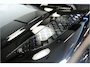 Land Rover Defender 5.0 P525 110 V8 GRIJS KENTEKEN!! PANORAMADAK + MERIDIAN SURROUND + MATRIX LED + BODYKIT + STOELVERWARMING&-KOELING + STUURVERWARMING + 360 CAMERA + KOELKAST + SPORTUITLAATSYSTEEM + NAPPALEER + ADAPT.CRUISE + PARKSENSOREN + 22" LM-VELGEN!!