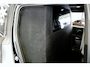 Land Rover Defender 5.0 P525 110 V8 GRIJS KENTEKEN!! PANORAMADAK + MERIDIAN SURROUND + MATRIX LED + BODYKIT + STOELVERWARMING&-KOELING + STUURVERWARMING + 360 CAMERA + KOELKAST + SPORTUITLAATSYSTEEM + NAPPALEER + ADAPT.CRUISE + PARKSENSOREN + 22" LM-VELGEN!!