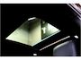Land Rover Defender 5.0 P525 110 V8 GRIJS KENTEKEN!! PANORAMADAK + MERIDIAN SURROUND + MATRIX LED + BODYKIT + STOELVERWARMING&-KOELING + STUURVERWARMING + 360 CAMERA + KOELKAST + SPORTUITLAATSYSTEEM + NAPPALEER + ADAPT.CRUISE + PARKSENSOREN + 22" LM-VELGEN!!