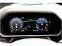 Land Rover Defender 5.0 P525 110 V8 GRIJS KENTEKEN!! PANORAMADAK + MERIDIAN SURROUND + MATRIX LED + BODYKIT + STOELVERWARMING&-KOELING + STUURVERWARMING + 360 CAMERA + KOELKAST + SPORTUITLAATSYSTEEM + NAPPALEER + ADAPT.CRUISE + PARKSENSOREN + 22" LM-VELGEN!!