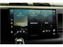 Land Rover Defender 5.0 P525 110 V8 GRIJS KENTEKEN!! PANORAMADAK + MERIDIAN SURROUND + MATRIX LED + BODYKIT + STOELVERWARMING&-KOELING + STUURVERWARMING + 360 CAMERA + KOELKAST + SPORTUITLAATSYSTEEM + NAPPALEER + ADAPT.CRUISE + PARKSENSOREN + 22" LM-VELGEN!!