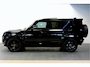 Land Rover Defender 5.0 P525 110 V8 GRIJS KENTEKEN!! PANORAMADAK + MERIDIAN SURROUND + MATRIX LED + BODYKIT + STOELVERWARMING&-KOELING + STUURVERWARMING + 360 CAMERA + KOELKAST + SPORTUITLAATSYSTEEM + NAPPALEER + ADAPT.CRUISE + PARKSENSOREN + 22" LM-VELGEN!!