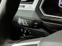 Volkswagen Tiguan 1.4 TSI eHybrid Elegance I Elek. Trekhaak I 20 Inch I Adaptive Cruise I Stoel- en Stuuverwarming I Elek. Achterklep I Alcantara I CarPlay I
