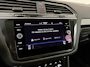 Volkswagen Tiguan 1.4 TSI eHybrid Elegance I Elek. Trekhaak I 20 Inch I Adaptive Cruise I Stoel- en Stuuverwarming I Elek. Achterklep I Alcantara I CarPlay I