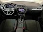 Volkswagen Tiguan 1.4 TSI eHybrid Elegance I Elek. Trekhaak I 20 Inch I Adaptive Cruise I Stoel- en Stuuverwarming I Elek. Achterklep I Alcantara I CarPlay I
