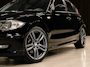 BMW 1-Serie 118i AUTOMAAT AIRCO/ISOFIX/PDC/REM HENDEL | NETTE AUTO !