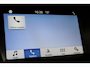 Ford Focus 1.0-125pk Titanium. Erg goed onderhouden, correct nette Ford Focus hatchback. Autm. airco dual, LM wielen, navigatie, telefoonvoorb., cruise control, metallic lak.