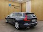 Volvo V60 2.0 T4 Momentum Pro | Trekhaak | Camera | Stoelverwarming | Adaptieve Cruise Control | Extra getint glas |