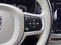 Volvo V60 2.0 T4 Momentum Pro | Trekhaak | Camera | Stoelverwarming | Adaptieve Cruise Control | Extra getint glas |