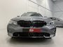 BMW 3-Serie Touring 330e xDrive High Exe PANO/TREKHAAK/H&K/MEMORY/ACC/CAMERA/LEER-SPORT/SFEER/LED/18"M-SPORT BLACK/DONKERE-HEMEL/SHADOW-LINE/MINERALGRAU/SPORT-LINE/ABSOLUTE NIEUWSTAAT