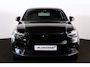 Volvo EC40 Extended Range Ultra Black Ed. 82 kWh - Panoramadak - IntelliSafe Assist & Surround - 360º Camera - Harman/Kardon audio - Verwarmde voorstoelen, stuur & achterbank - Parkeersensoren voor & achter - Elektr. bedienb. voorstoelen met geheugen links - Draadloze tel. lader - Warmtepomp - Extra getint glas - 20' LMV