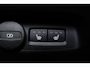 Volvo EC40 Extended Range Ultra Black Ed. 82 kWh - Panoramadak - IntelliSafe Assist & Surround - 360º Camera - Harman/Kardon audio - Verwarmde voorstoelen, stuur & achterbank - Parkeersensoren voor & achter - Elektr. bedienb. voorstoelen met geheugen links - Draadloze tel. lader - Warmtepomp - Extra getint glas - 20' LMV