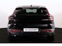 Volvo EC40 Extended Range Ultra Black Ed. 82 kWh - Panoramadak - IntelliSafe Assist & Surround - 360º Camera - Harman/Kardon audio - Verwarmde voorstoelen, stuur & achterbank - Parkeersensoren voor & achter - Elektr. bedienb. voorstoelen met geheugen links - Draadloze tel. lader - Warmtepomp - Extra getint glas - 20' LMV