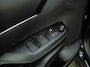 Toyota Yaris Cross 1.5 Hybrid 115 Dynamic | Camera | Stuur en Stoelverwarming | Parkeer sensoren