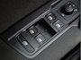 Volkswagen Tiguan 1.5 TSI Life Business | Trekhaak | Winter pakket | Navigatie |