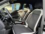 Volkswagen T-Roc 1.5 TSI Sport / NL-Auto / Dealer-Onderhouden / Stoel & Stuurverwarming / LED / Apple-Carplay & Android-Auto / Adaptive Cruise-Control / DAB Radio-Bluetooth / Navi / PDC met Camera / 17'' LMV / ENZ.