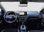 Hyundai Kona 1.6 GDI 141pk HEV Comfort | Trekhaak | Camera | Carplay | Parkeersensoren | Climate controle | Cruise controle | Lichtmetalen velgen