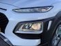 Hyundai Kona 1.6 GDI 141pk HEV Comfort | Trekhaak | Camera | Carplay | Parkeersensoren | Climate controle | Cruise controle | Lichtmetalen velgen