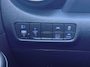 Hyundai Kona 1.6 GDI 141pk HEV Comfort | Trekhaak | Camera | Carplay | Parkeersensoren | Climate controle | Cruise controle | Lichtmetalen velgen