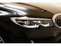 BMW 3-Serie 318i High Executive Edition Aut. [ Leder Stoelverwarming Apple/Android