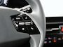 Kia Niro EV DynamicLine 64.8 kWh - SOH 98,9% - Airco - Apple Carplay/Android Auto - Cruise Control Adaptief - Navigatie - File Assistent - Fabrieksgarantie tot 07-2031