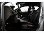 Volkswagen Taigo 1.0 TSI R-Line Edition Koplampverlichting LED Matrix ('IQ.Light ') | Verwarmbare voorstoelen | R-Line exterieurpakket 'Black Style' | Digital Cockpit Pro (26 cm)