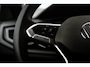 Volkswagen Taigo 1.0 TSI R-Line Edition Koplampverlichting LED Matrix ('IQ.Light ') | Verwarmbare voorstoelen | R-Line exterieurpakket 'Black Style' | Digital Cockpit Pro (26 cm)