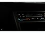 Volkswagen Taigo 1.0 TSI R-Line Edition Koplampverlichting LED Matrix ('IQ.Light ') | Verwarmbare voorstoelen | R-Line exterieurpakket 'Black Style' | Digital Cockpit Pro (26 cm)