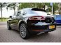 Porsche Macan 2.0 AUTOMAAT/252PK/PANO DAK/LEDER/LUCHTVERING/CAMERA/PDC V+A/XENON/CRUISE/NAVI/AIRCO-ECC//STOEL EN ACHTERBANK VERW