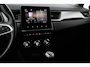 Renault Captur 1.0 TCe 90 Edition One/ 360°Camera/ 17'' LMV/ LED Koplampen/ Dode-Hoek DET./ Stoelverw./ Apple + Android/ Keyless/ Extra getint glas/ Grootlicht Assist./ 6-Bak/ Adaptive Cruise/ PDC V+A/ DAB+.